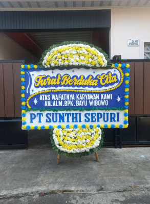 Papan Bunga Duka di Karang Intan