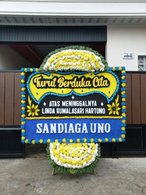 Papan Bunga Duka di Karang Intan
